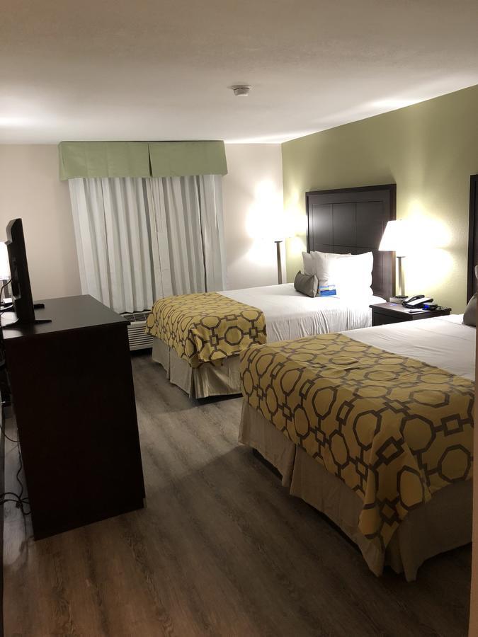 Baymont By Wyndham Phoenix I-10 Near 51St Ave Bagian luar foto