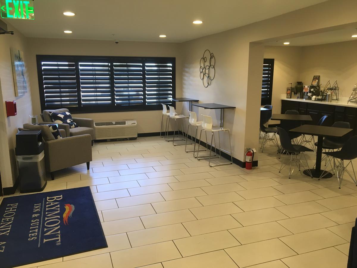 Baymont By Wyndham Phoenix I-10 Near 51St Ave Bagian luar foto
